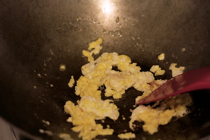 Basil-Fried-Rice-Eggs